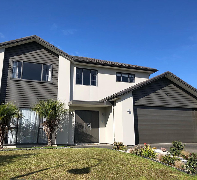 Snapper Rock refurbished plaster home